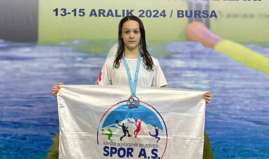 KAYSERİLİ SPORCU ELA SAVAŞCI, BURSA’DA YAPILAN YÜZME 12 YAŞ ULUSAL