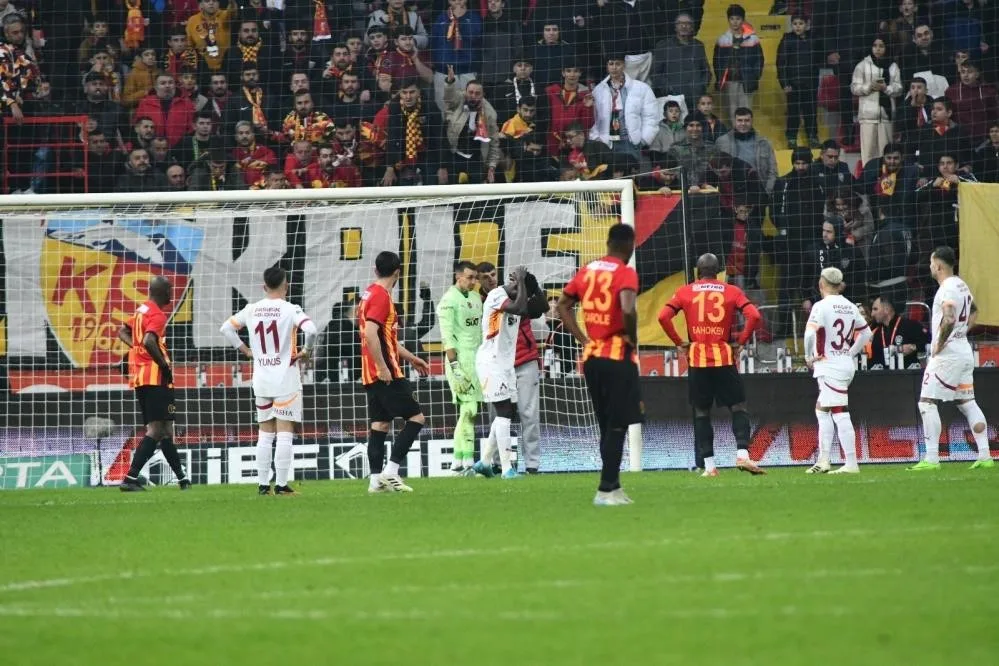 KAYSERİSPOR, TEKNİK DİREKTÖR SİNAN KALOĞLU İLE ÇIKTIĞI 9 MÜSABAKADA 11