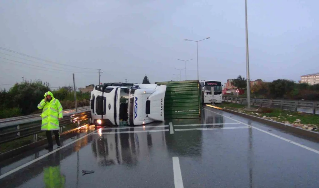 MERSİN’DE YAĞIŞ NEDENİYLE KONTROLDEN