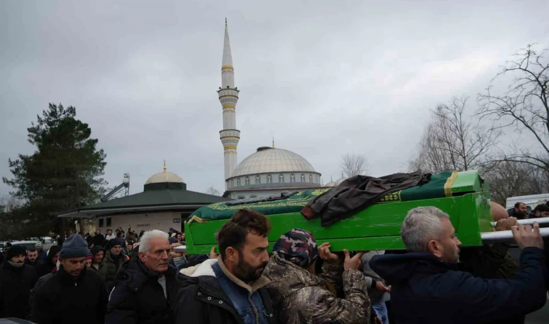 SAMSUN'DA TEKNEYLE DENİZE AÇILDIKTAN