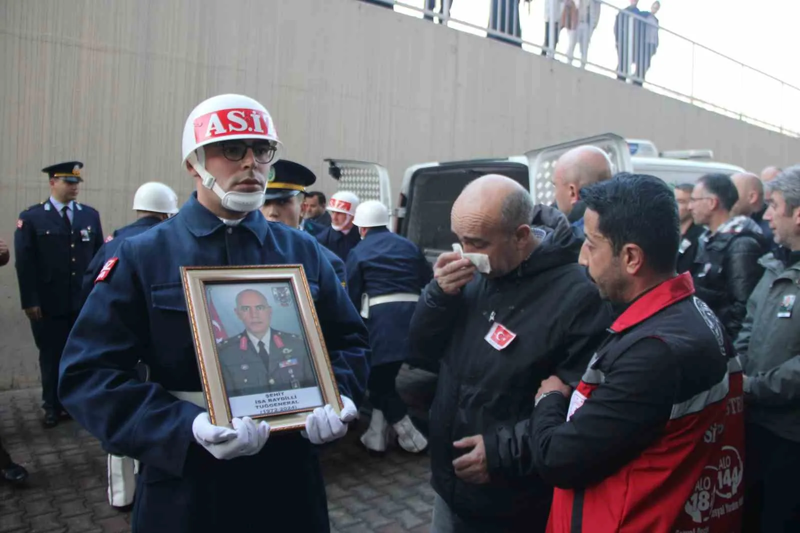 ISPARTA'NIN KEÇİBORLU İLÇESİNDE DÜŞEN KARA HARP OKULU'NA AİT HELİKOPTERDE ŞEHİT