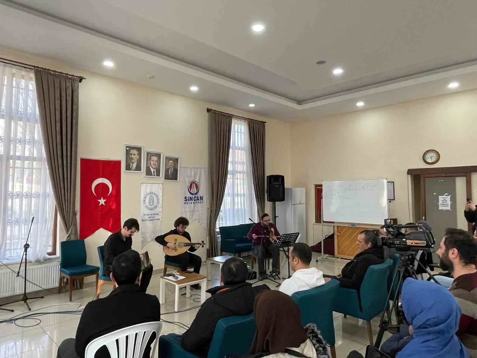 Sincan’da “Kardeş Mızraplar” konseri