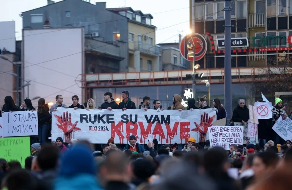 SIRBİSTAN'IN BAŞKENTİ BELGRAD'DA ON