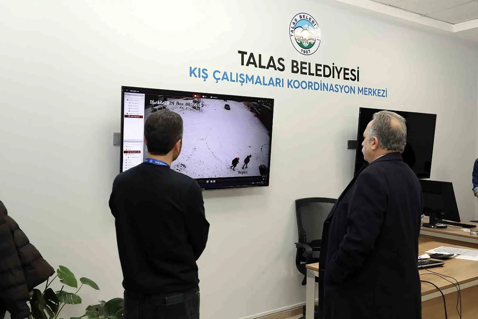 TALAS BELEDİYE BAŞKANI MUSTAFA YALÇIN; KIŞ ÇALIŞMALARI KOORDİNASYON MERKEZİ’NDE İLÇE