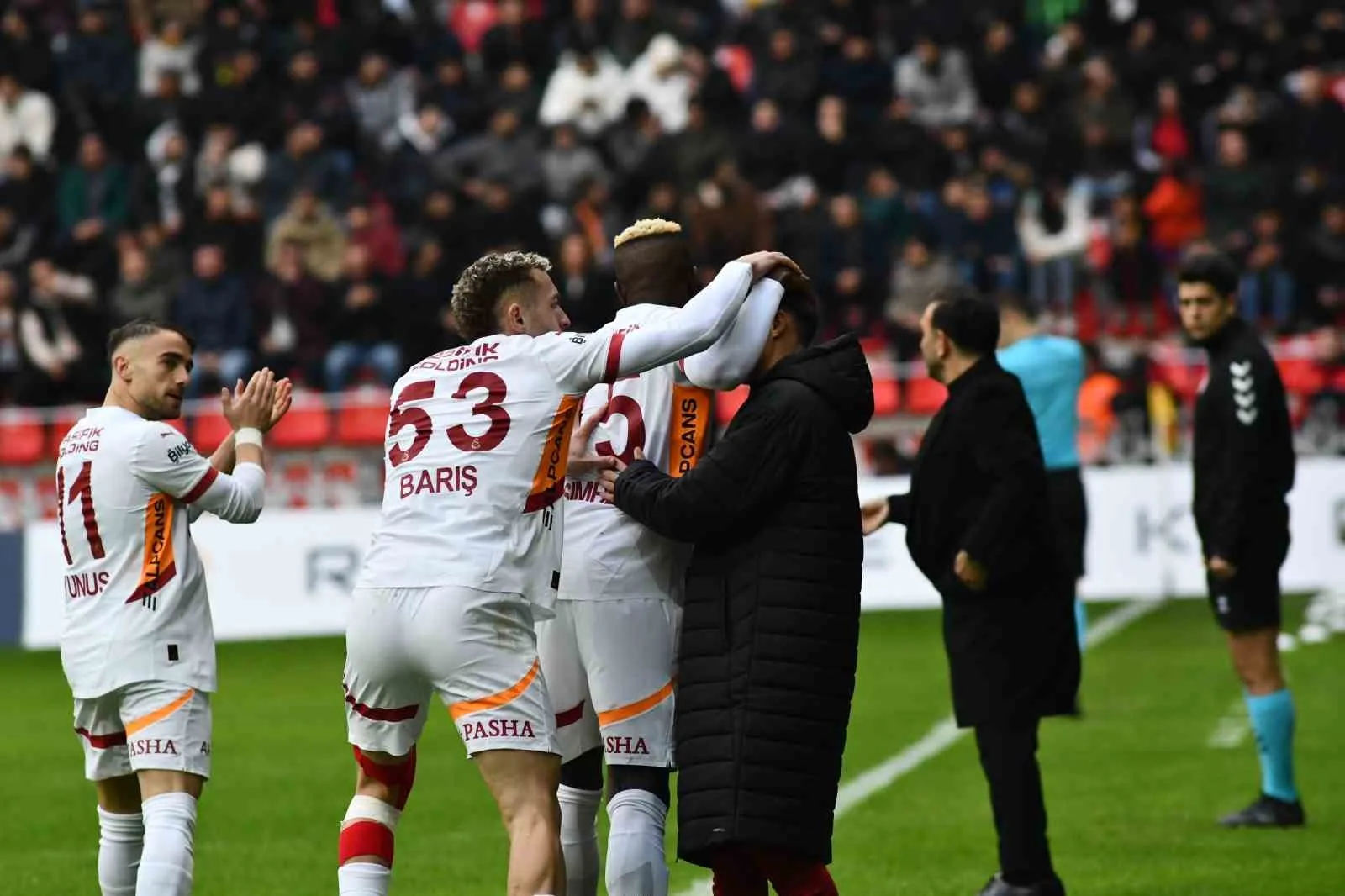 TRENDYOL SÜPER LİG'İN 17. HAFTASINDA KAYSERİSPOR, SAHASINDA GALATASARAY İLE KARŞILAŞIYOR.