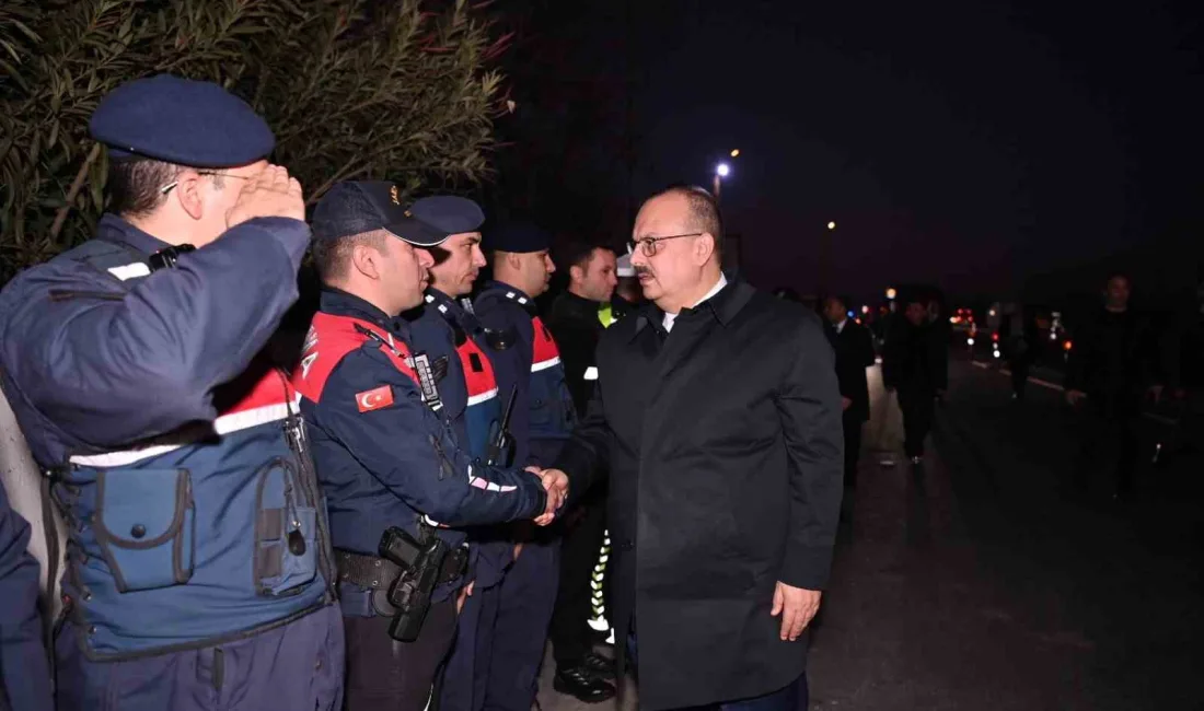 AYDIN VALİSİ YAKUP CANBOLAT, EFELER İLÇESİNDE SERÇEKÖY YOL KONTROL NOKTASINI