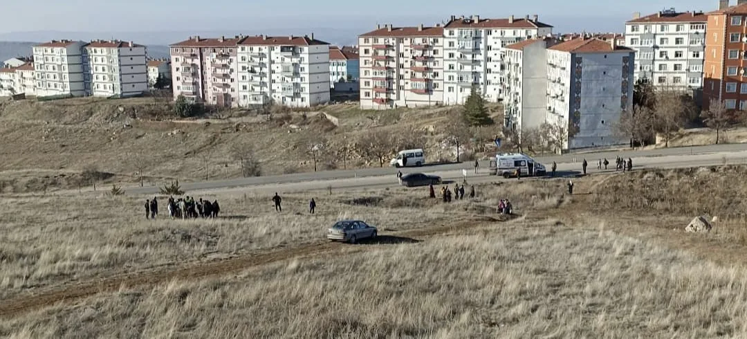 Ankara’nın Haymana ilçesinde okuldan yurda dönerken başıboş köpeklerin saldırısına uğrayan