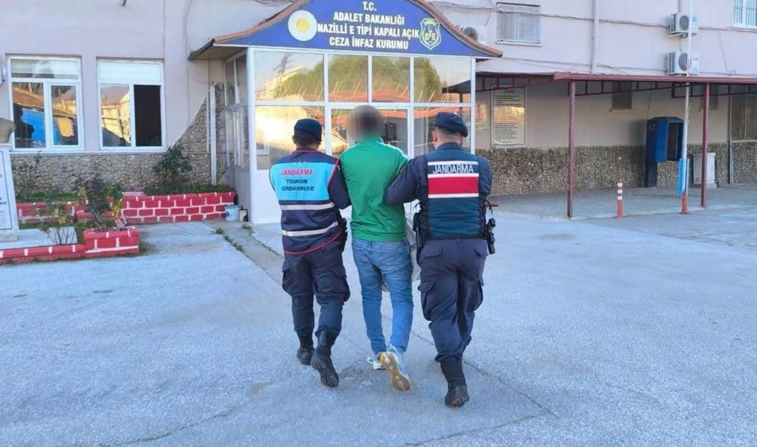 Aydın’da jandarma ekipleri tarafından hakkında çeşitli suçlardan arama kararı bulunan