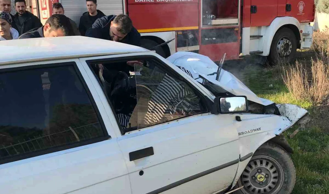 Balıkesir’in Altıeylül ilçesinde OSB yolunda hız yapan otomobil, önünde giden