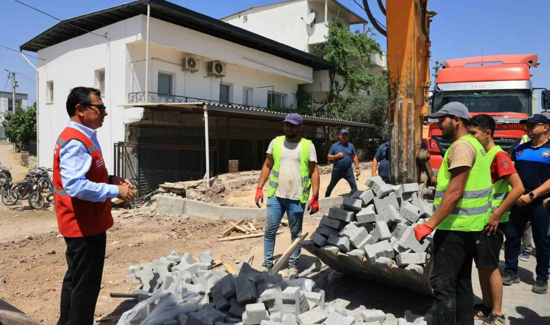 Muğla’nın 13 ilçesinde kırsaldan kıyısala sorumluluk alanında yol çalışmalarına devam