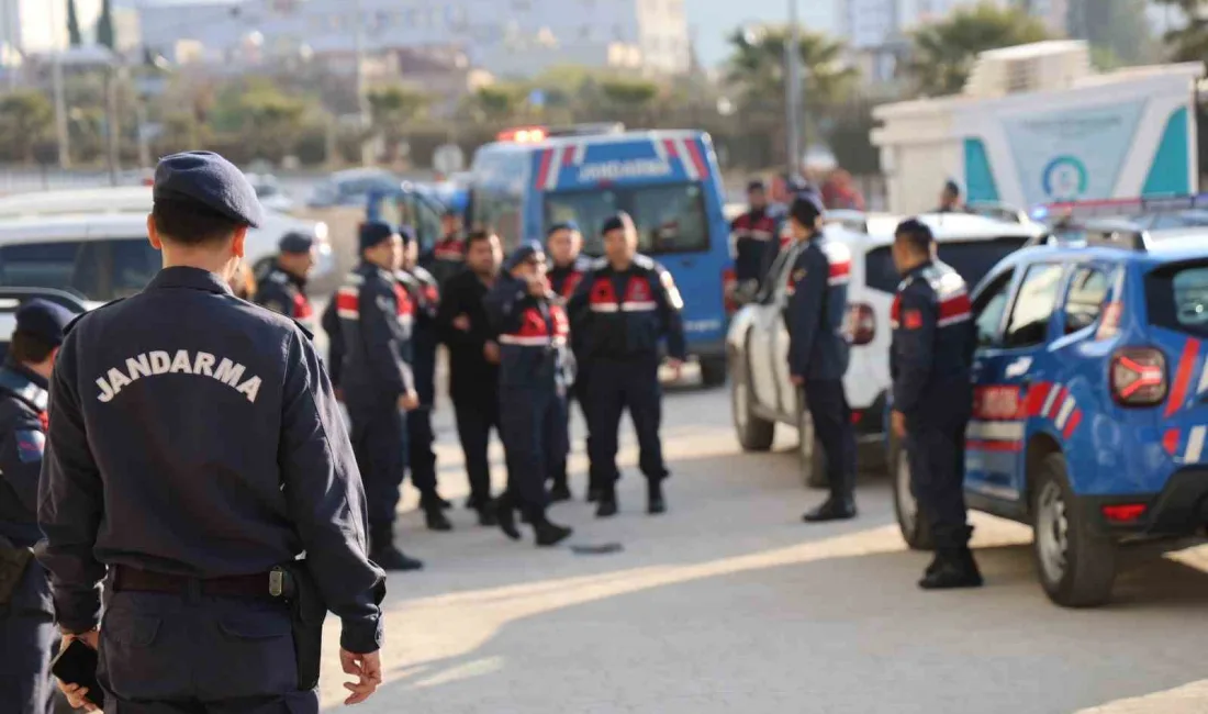 Adana’nın Kozan ilçesinde düğünde havaya ateş açılması sonucu 9 yaşındaki