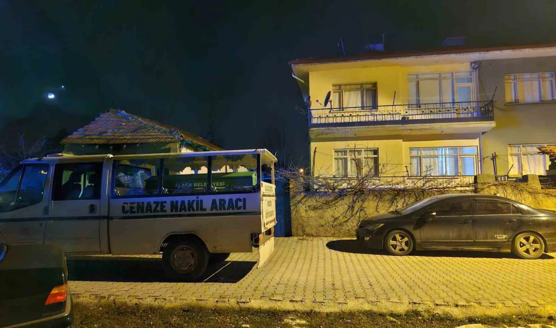 ÇORUM’UN ALACA İLÇESİNDE KENDİSİNDEN HABER ALINAMAYAN 53 YAŞINDAKİ KADIN EVİNDE