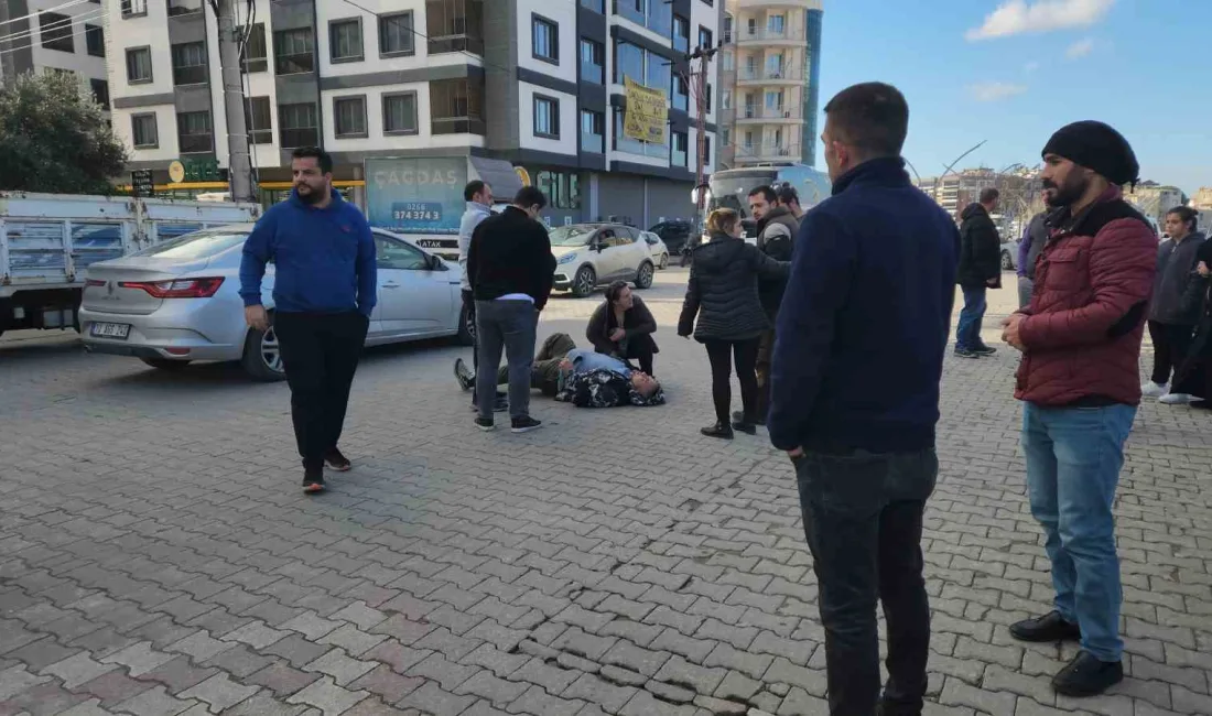 Balıkesir’in Edremit ilçesinde otomobille çarpışan motosiklet sürücüsü yaralandı. Edinilen bilgilere