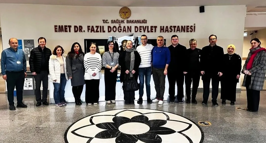 Emet Dr. Fazıl Doğan Devlet Hastanesinde görevli hekimler ile ilçede