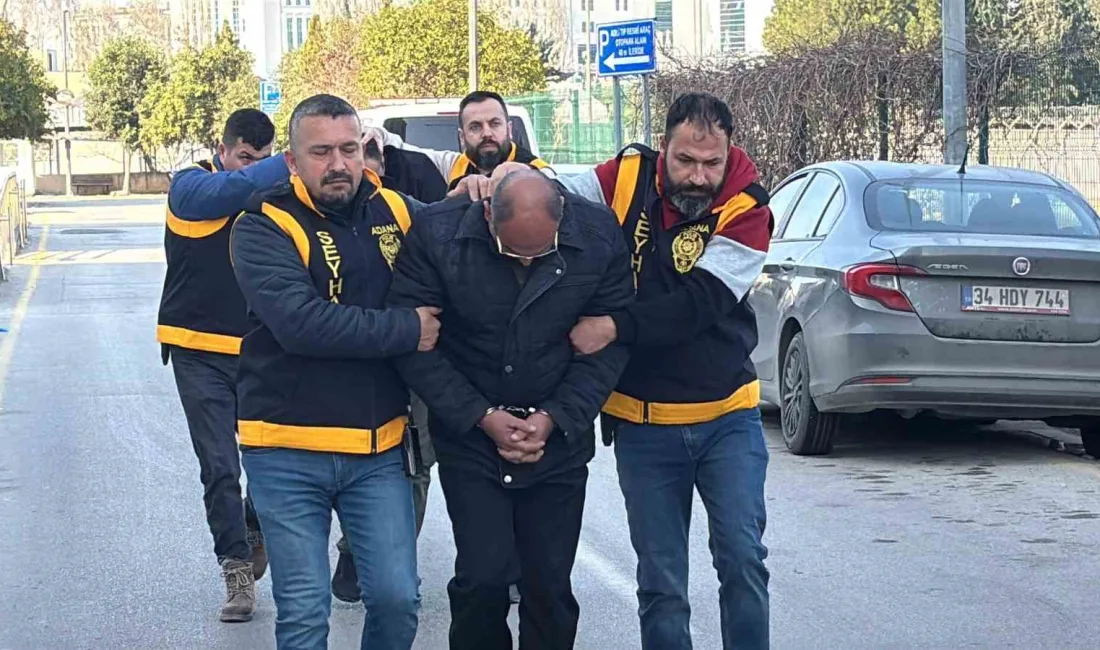 Adana’da iki kardeşin yaşadığı müstakil evde 13 ruhsatsız silah ele