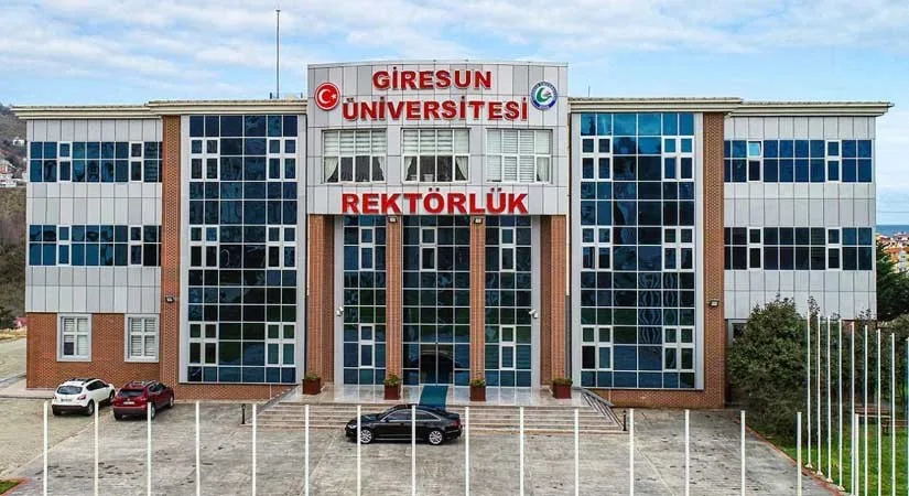 Giresun Üniversitesi eski rektörü Prof. Dr. Cevdet Coşkun ve dönemin