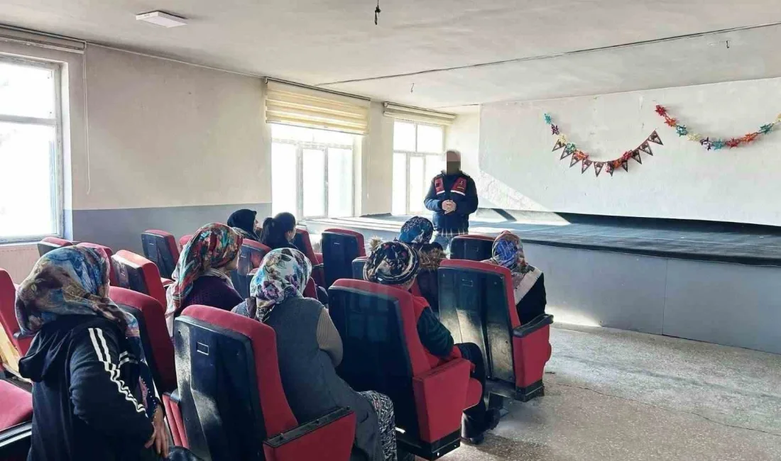 Kars İl Jandarma Komutanlığı, uyuşturucuyla mücadelede toplumsal farkındalık oluşturmak ve