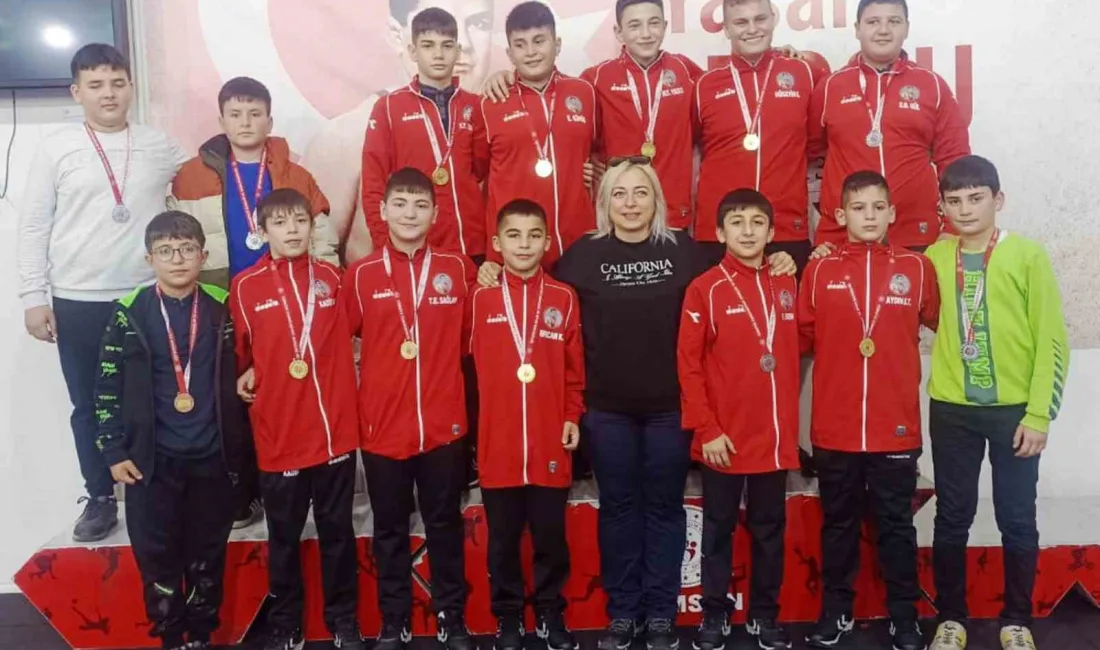 Samsun’un Kavak İlhan Kuşan Ortaokulundan 8 öğrenci, Okul Sporları Yıldızlar