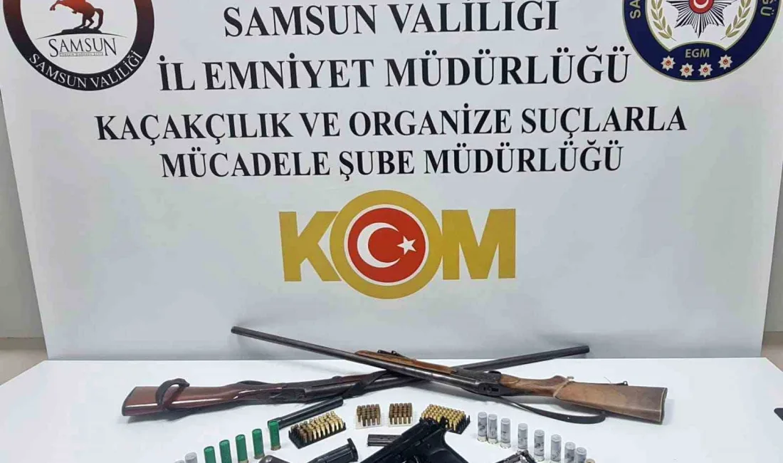 Samsun’un Kavak ilçesinde polis tarafından düzenlenen operasyonda silah ele geçirildi.