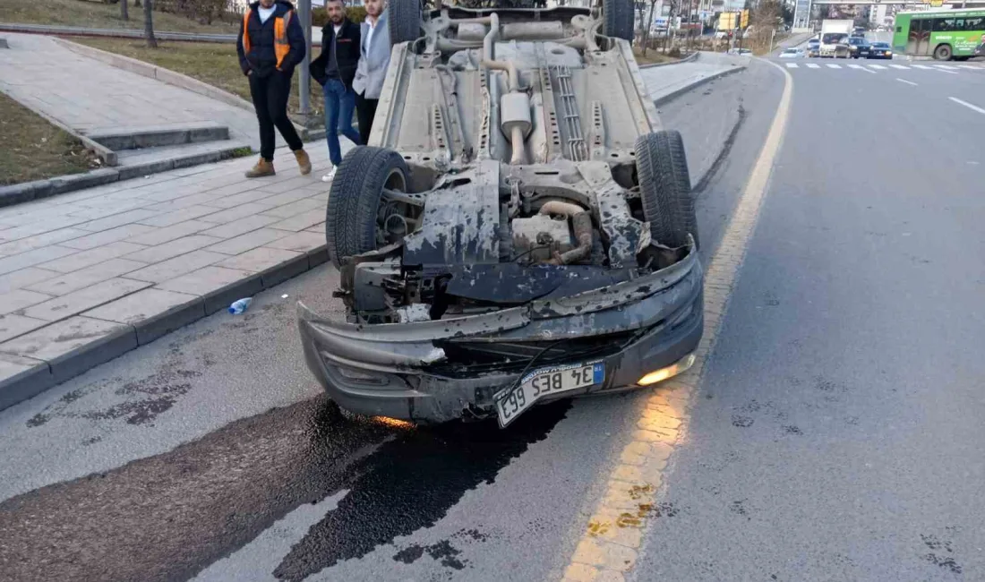 ANKARA’DA KIRMIZI IŞIKTA GEÇTİĞİ İDDİA EDİLEN SERVİS ARACINA ÇARPMAMAK İÇİN