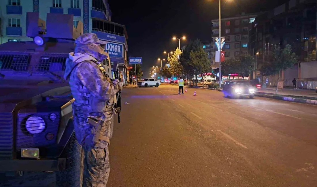 KİLİS'TE YILBAŞI GECESİ YAŞANABİLECEK OLUMSUZLUKLARA KARŞI YOĞUN GÜVENLİK ÖNLEMLERİ ALINDI.