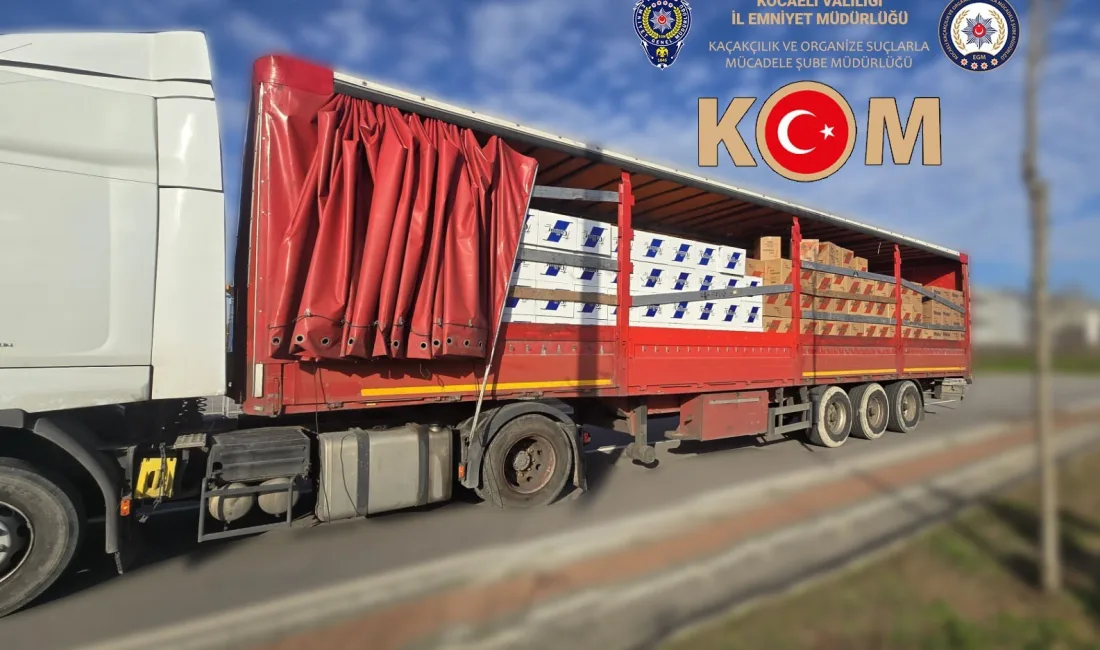 Kocaeli’de polis ekiplerince tırda yapılan aramada 9 milyon 780 bin