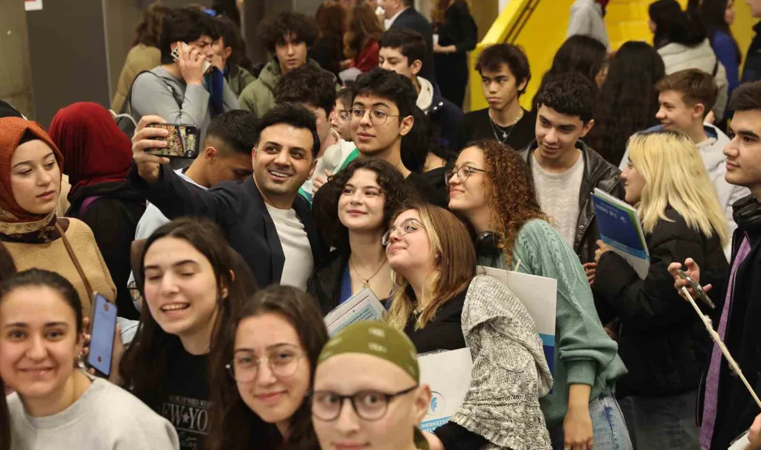 Merkezefendi Belediyesi, Yükseköğretim Kurumları Sınavı’na (YKS) hazırlanan öğrencilere moral ve