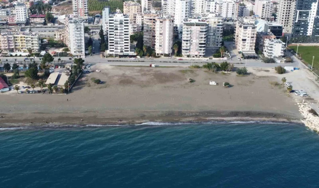 Mersin’in Erdemli ilçesinde bir kısmı Akdeniz’in içinde kalan, bir kısmı