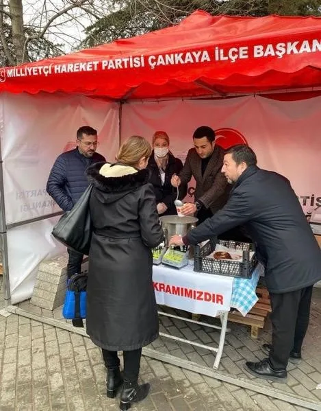 MHP Çankaya İlçe Başkanlığı, öğrenci ve vatandaşların yoğun bulunduğu bölgede