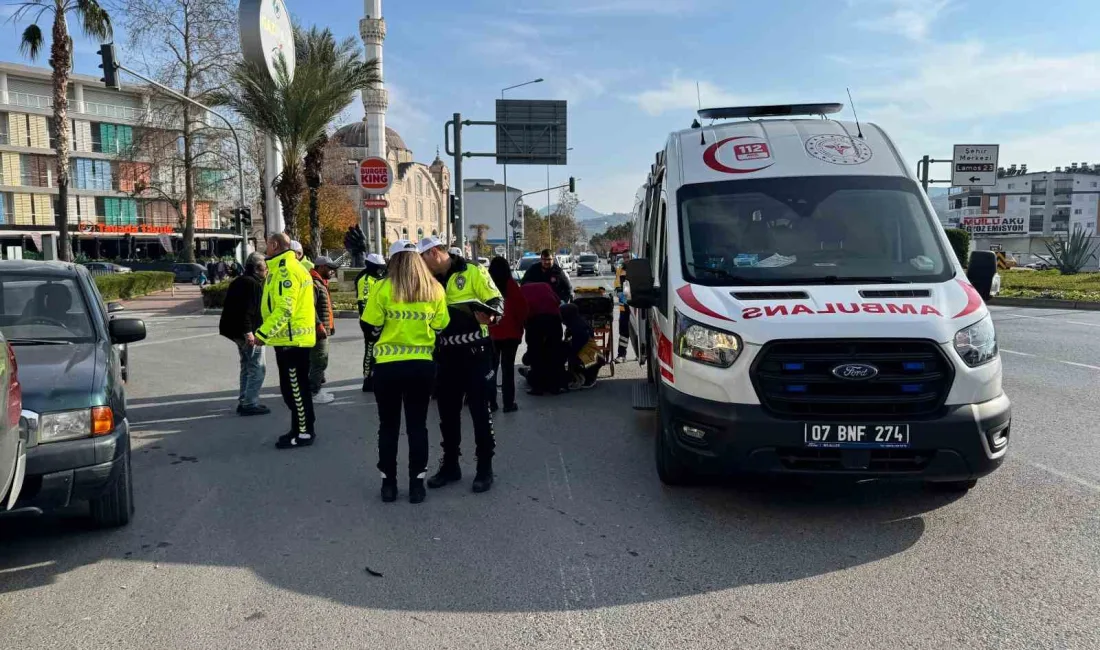 Antalya’nın Gazipaşa ilçesinde okul servis aracıyla motosikletin karıştığı kazada, motosiklet