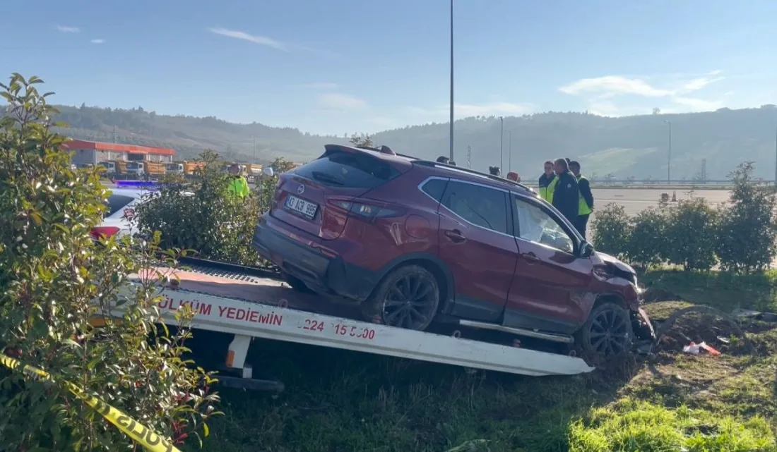 BURSA'DA POLİSİN 'DUR' İHTARINA UYMAYAN OTOMOBİL ŞEHRİ BİRBİRİNE KATTI. OTO