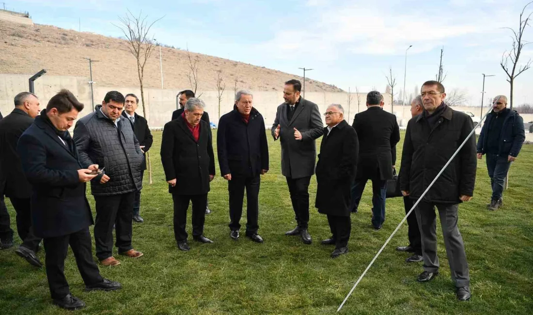 Kayseri Büyükşehir Belediye Başkanı Dr. Memduh Büyükkılıç, TBMM Milli Savunma