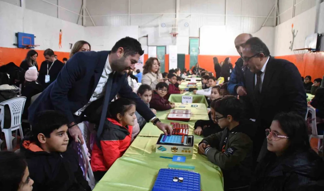 Söke’de “İşimiz Gücümüz Oyun” projesi kapsamında düzenlenen ‘çocuk ligi’ turnuvası,