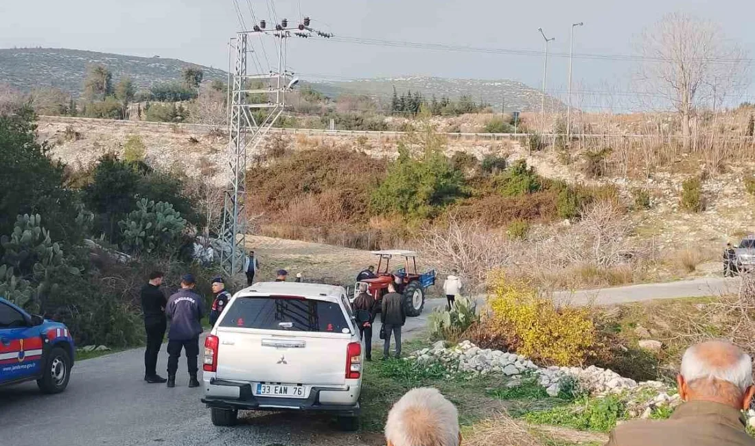 Mersin’in Tarsus ilçesinde bir kişi kullandığı traktörün üzerinde kimliği belirsiz