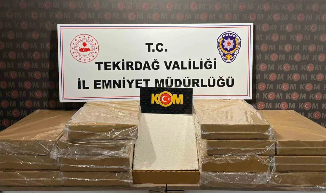 TEKİRDAĞ'IN MURATLI İLÇESİNDE BİR ARAÇTA YAPILAN ARAMADA 75 BİN ADET