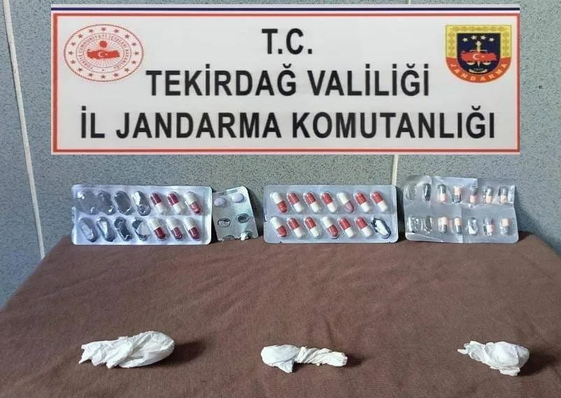 Tekirdağ’da kent genelinde gerçekleştirilen uyuşturucu operasyonlarında 5 şüpheli gözaltına alındı.