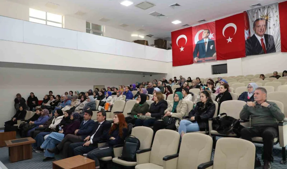 Uşak’ta kantin çalışanlarına Özel Hijyen Yönetmeliği kapsamında Gıda Hijyeni Eğitimi